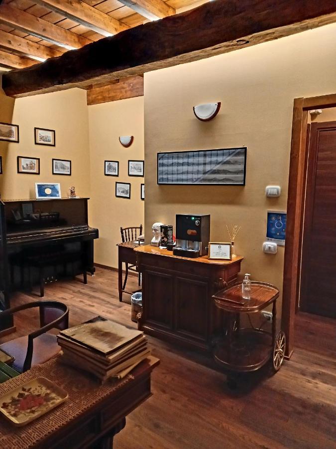 Carlito'S Trattoria Con Alloggio Vertemate Экстерьер фото